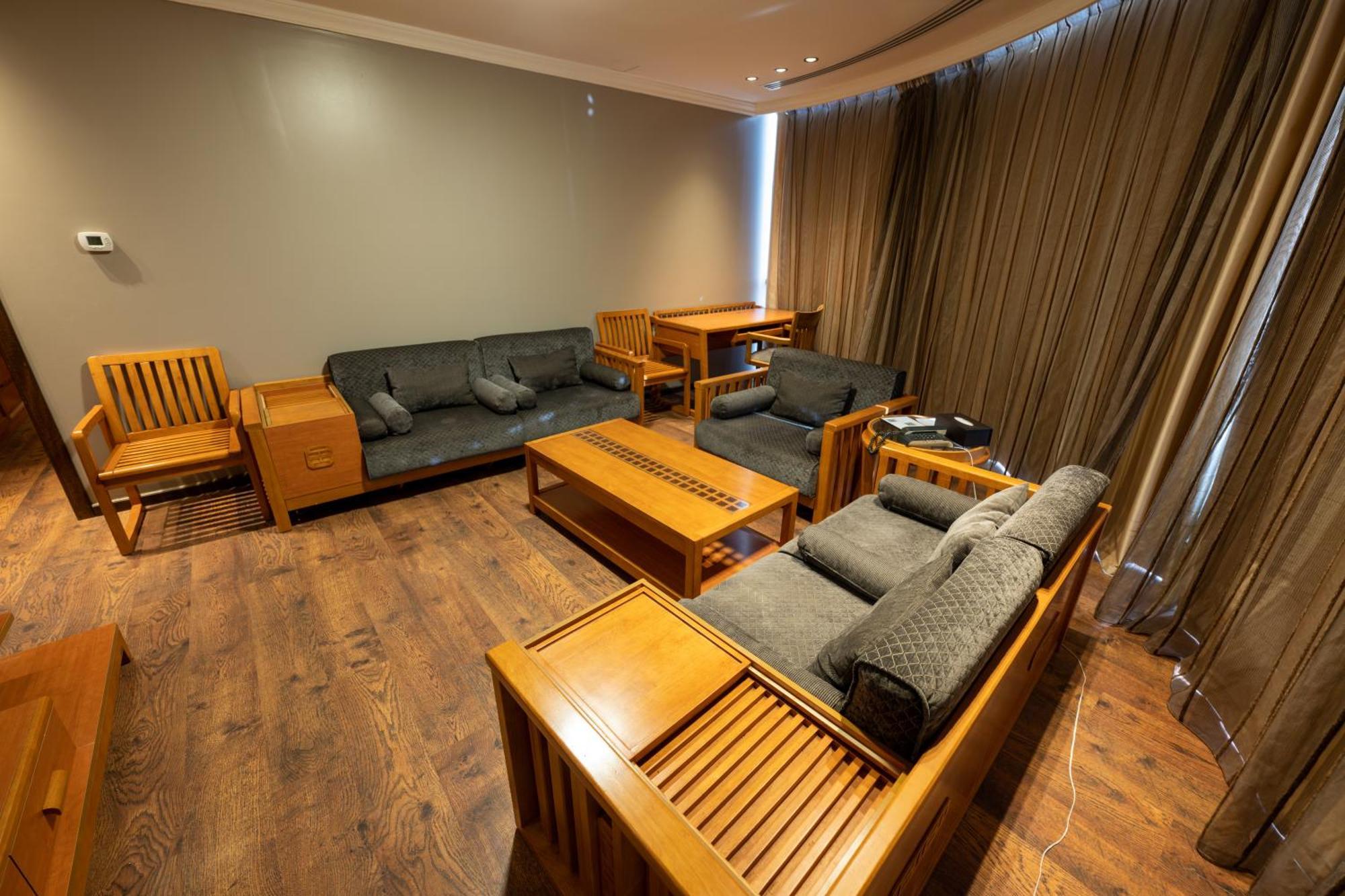 Tanal Serviced Apartments Эль-Хубар Номер фото